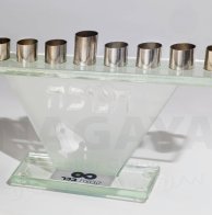 חנוכיה ניתנת למיתוג